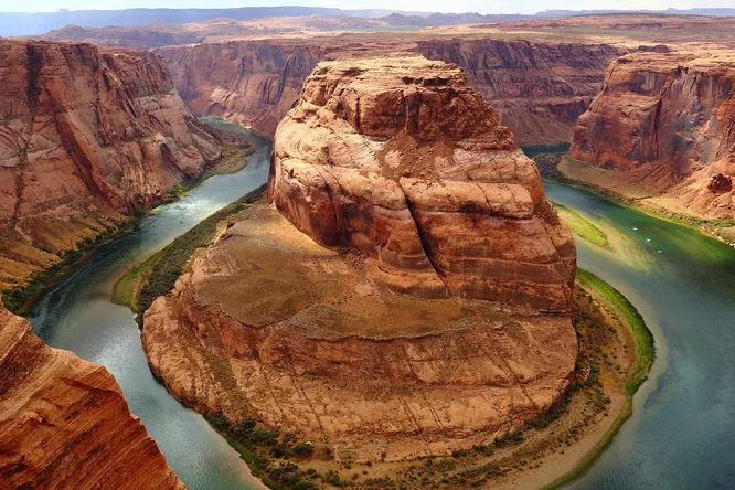 Геологи выяснили, куда пропали сотни миллионов лет скальной летописи Большого Каньона