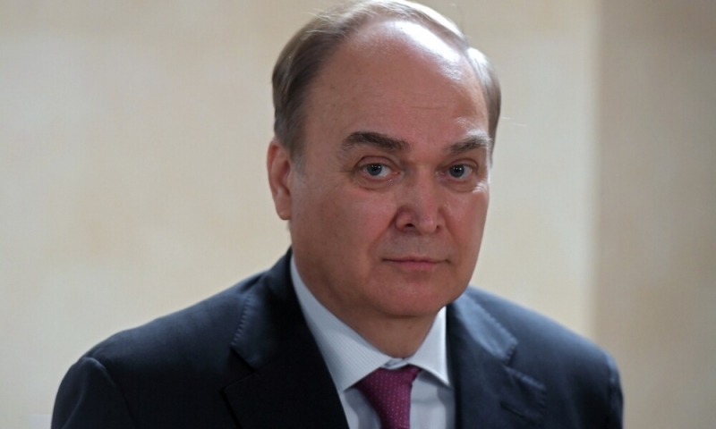 Посол пожаловался на «выдавливание» российских дипломатов из США. Страну должны покинуть 24 человека