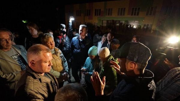 В Подмосковье после убийства пенсионерки прошел сход против мигрантов. Их уже выселили из общежития