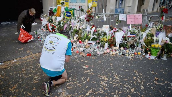 Дайджест: в Париже начинается суд по "Батаклану"; ЕС хочет штрафовать Польшу каждый день; талибы объявили состав правительства