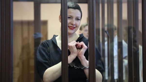 Чемпионка по конному спорту бежала в Польшу; Россия экстрадирует участника минских протестов. Главное в Беларуси за неделю