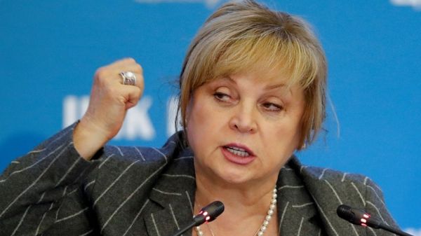 "Лучше проводить выборы посредством лотереи". Как в Петербурге утверждали итоги голосования