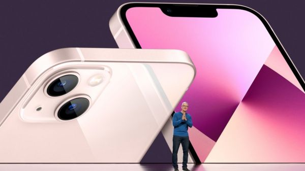 Дайджест: Франция против “вагнеровцев” в Мали, ЕС идет на контакт с талибами