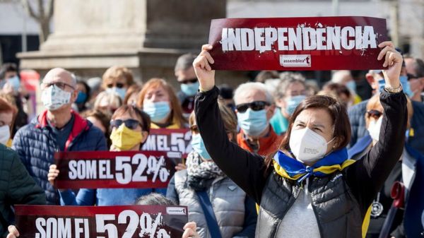 В Италии арестован лидер сепаратистов Каталонии Карлес Пучдемон. Его экстрадиции требует Испания