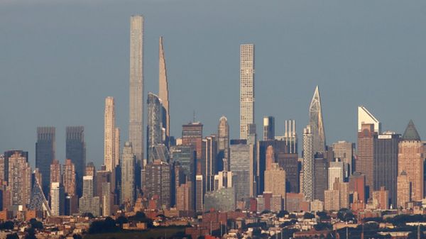 1500 неполадок: жители престижного небоскреба в Нью-Йорке судятся с девелоперами