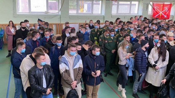 Первый день выборов в России: миллион на электронном голосовании и Путин среди них