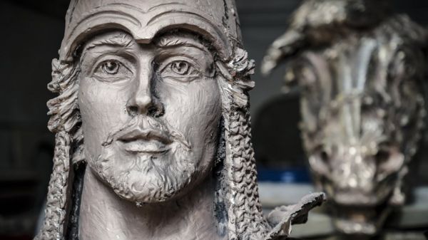 "Духовный суверенитет". Какие памятники Александру Невскому ставят в России