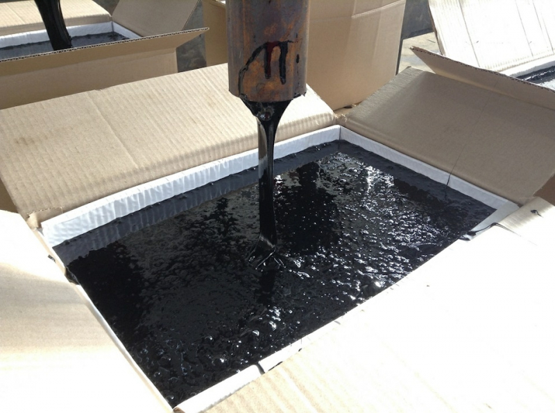 Дорожный битум и его характерные преимущества