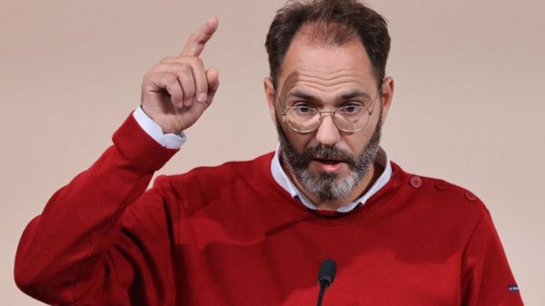 Сотни тысяч детей стали жертвами священников-педофилов во Франции. Но многие насильники могут уйти от наказания