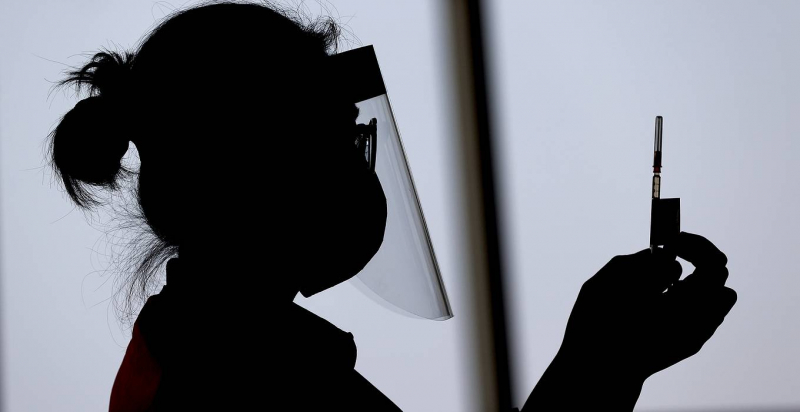 Вакцины будущего: когда ждать прививку от рака, курения и деменции?