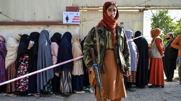 Сотрудникам МИА "Россия сегодня" велели не называть "Талибан" запрещенной в России организацией