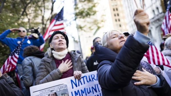Коронавирус в мире: Европа снова в эпицентре пандемии, Байден требует вакцинировать 84 млн человек к январю