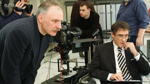 Скончался народный артист России Валерий Гаркалин. Он болел коронавирусом