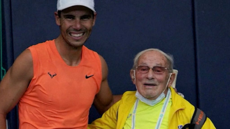 Дайджест: Европа в эпицентре пандемии, таблетка от ковида и кого в Америке будут брать в морпехи