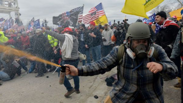 "Шаман QAnon" получил 41 месяц тюрьмы за участие в штурме Капитолия