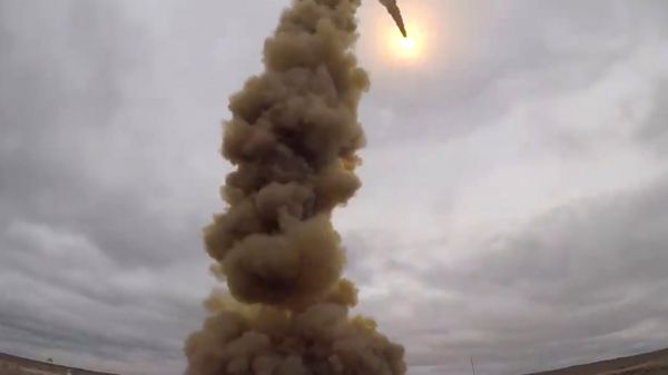 Россия сбила старый советский спутник. Что нужно знать об этих испытаниях