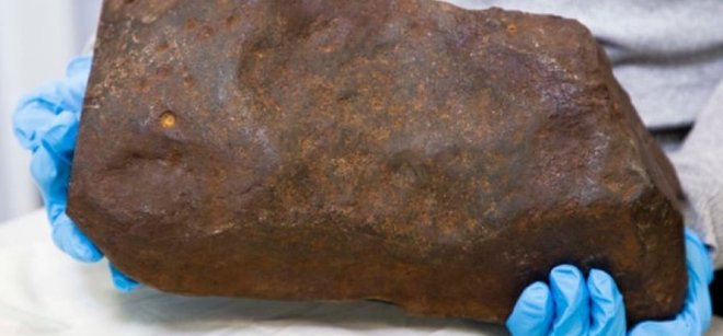 Найденный жителем Австралии гигантский &laquo;золотой самородок&raquo; оказался кое-чем гораздо более ценным 