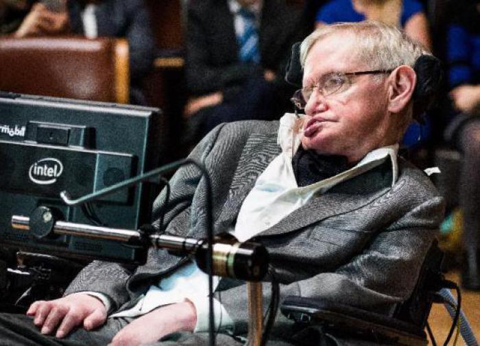 Стивен Хокинг предсказал появление коронавируса