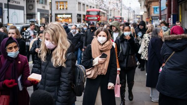 Коронавирус: Нидерланды закрылись на жесткий локдаун, Италия и Германия думают о новых ограничениях