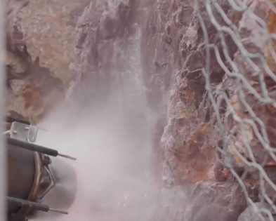 Новая технология позволяет прорезать скалы расплавляя их