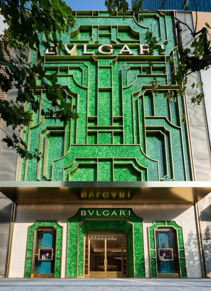 Переработанные бутылки стали частью роскошного фасада магазина Bvlgari