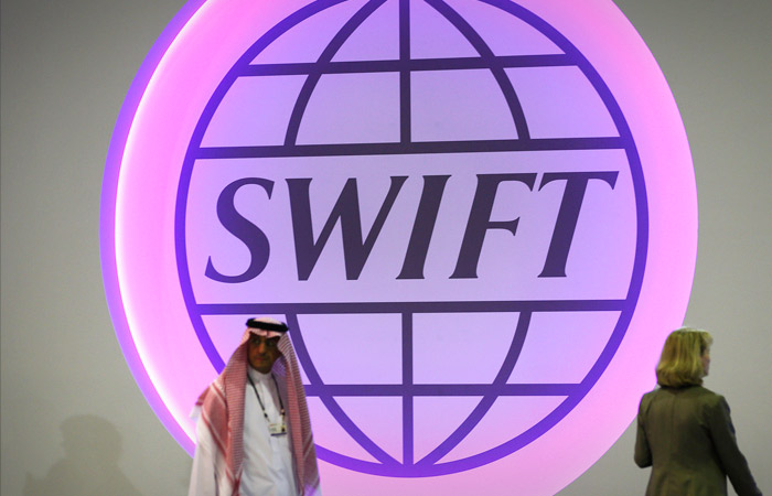 США рассматривают в числе санкций отключение России от SWIFT