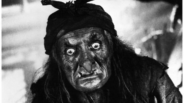 Дайджест: Европа ужесточает антиковидные правила, США обещают поддержку Украине в случае российского вторжения