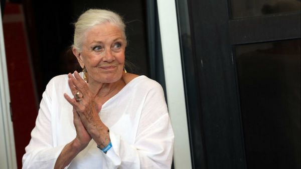 Дайджест: Запад готовит "сокрушительные" санкции против России в случае вторжения на Украину