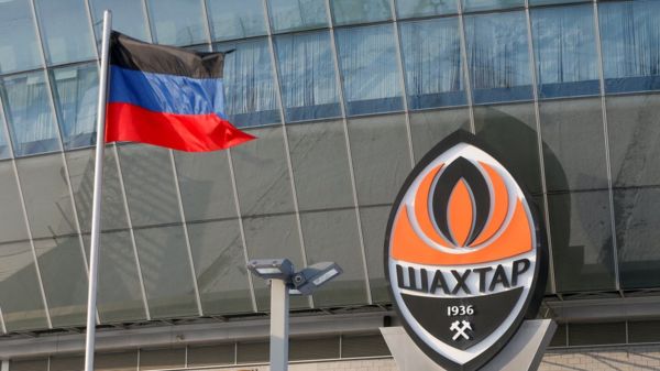 Кризис вокруг Украины: Путин встретился с канцлером Германии Шольцем; российские войска возвращаются с учений в Крыму