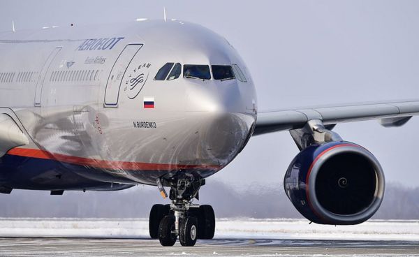 ЕС отрезал Россию от самолетов. К чему это приведет?