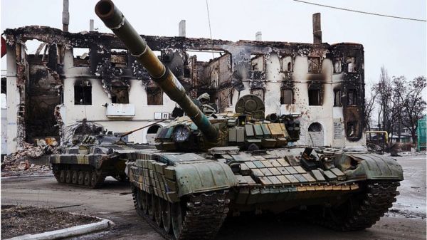 Дайджест: пока дипломаты спорят, вокруг Украины продолжается концентрация войск