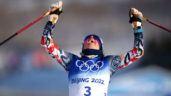 Олимпиада в Пекине. Первая золотая медаль досталась норвежской лыжнице