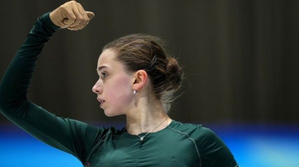 Олимпиада-2022: российские лыжники выиграли эстафету; Валиевой дали номер для личного турнира, но допуска пока нет