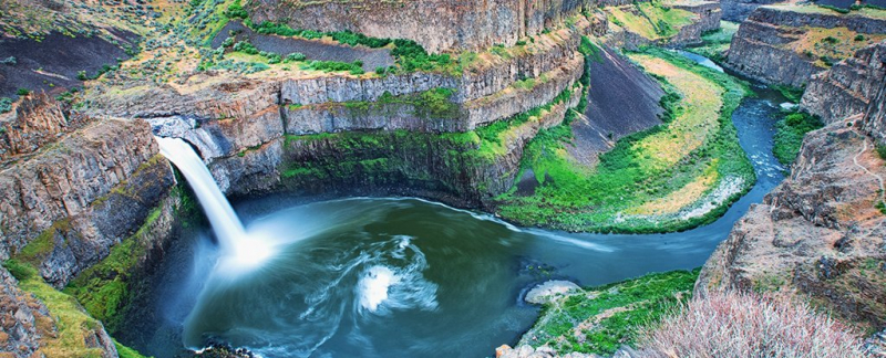 Древние "мегапотопы" изменили направление земной коры, выяснили ученые