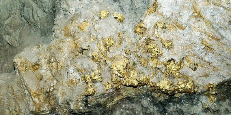 Геологи разгадали секрет образования золотой руды