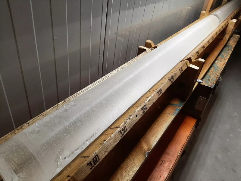 Российские ученые достали в Антарктиде лед возрастом почти 600 тысяч лет