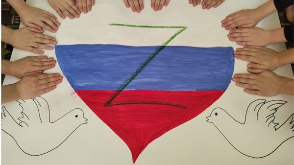 "Zа мир, zа Россию, zа президента": как празднование "крымской весны" смешалось с поддержкой войны в Украине