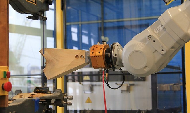 Сучки и древесные развилки оказались удивительно эффективным строительным материалом