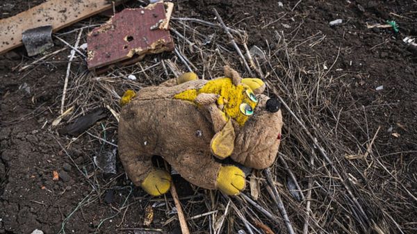 Освобождение Ирпеня, новые жертвы и не падающая духом Одесса. Пятая неделя войны в фотографиях