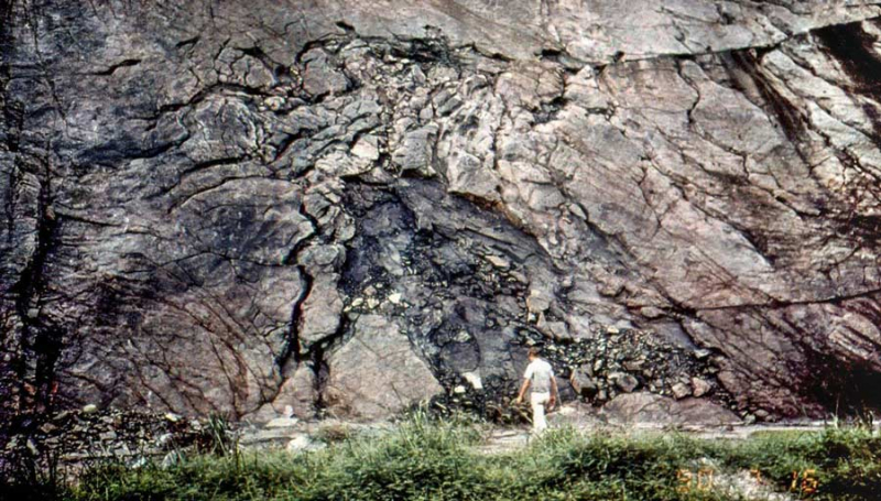 Габон: Родина древних ядерных реакторов