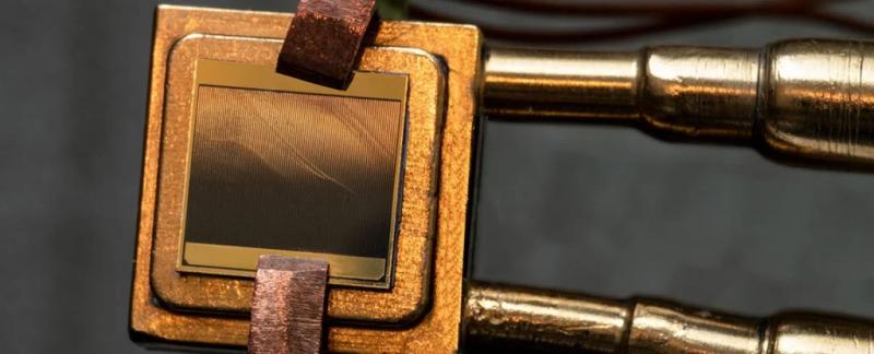 Крошечный тепловой двигатель без движущихся частей достиг невероятного энергетического рубежа