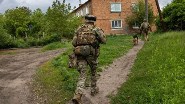 89-й день войны в Украине: бои за Лиман, отставка дипломата РФ, пожизненное для российского военного