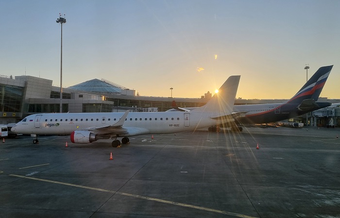 В московских аэропортах задерживаются несколько рейсов