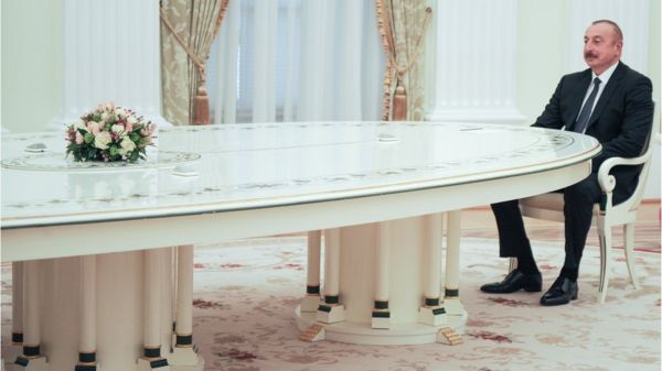 Почему в Азербайджане много русских школ? И плохо ли это?