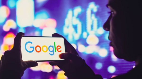 Программист Google настаивает, что чат-бот с искусственным интеллектом - разумное существо