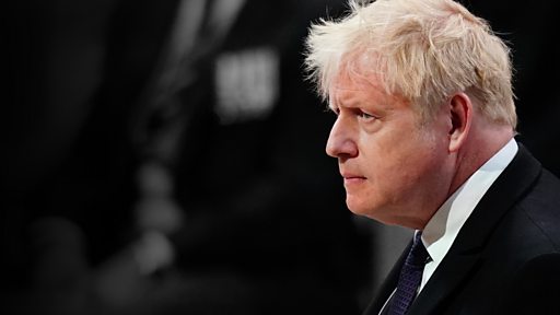 Борис Джонсон выиграл голосование по вотуму недоверия. Он остается премьер-министром Великобритании