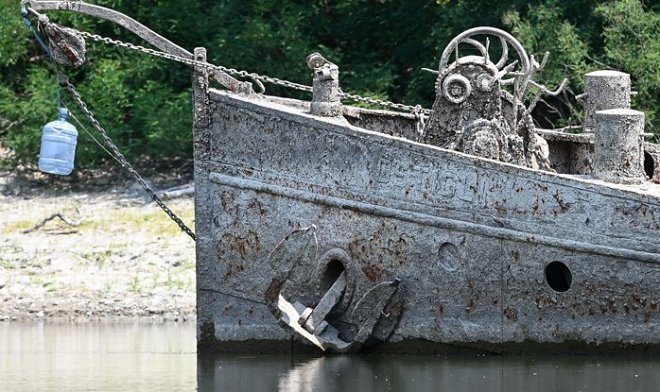 Катастрофическая засуха в Италии «обнажила» давно погибшие корабли