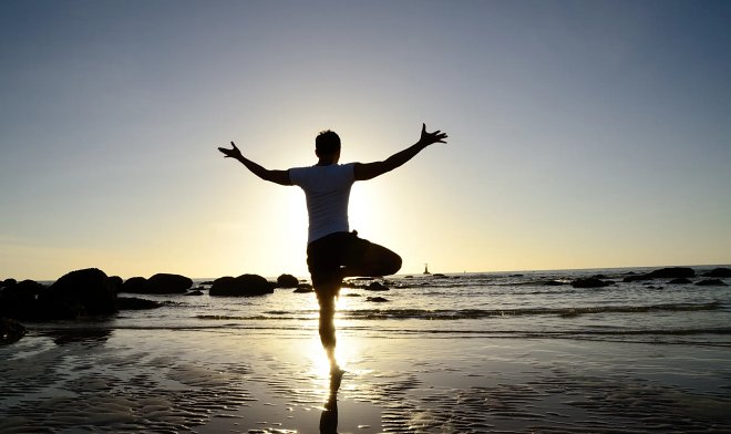 Простой тест на равновесие может предсказать риск смерти в следующие 10 лет 