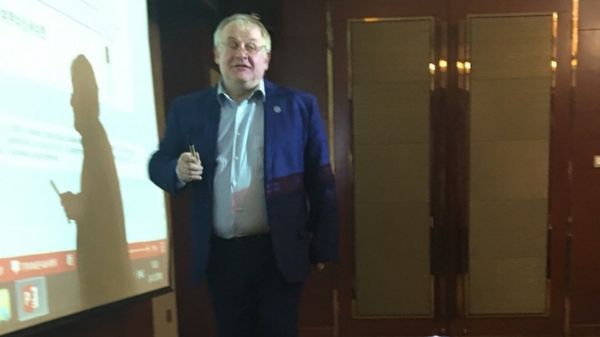 Новосибирский физик Колкер умер в СИЗО. ФСБ увезла его из больницы на IV стадии рака