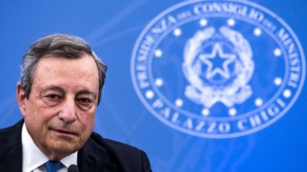 "Коалиции больше не существует". Премьер Италии Марио Драги заявил о намерении подать в отставку